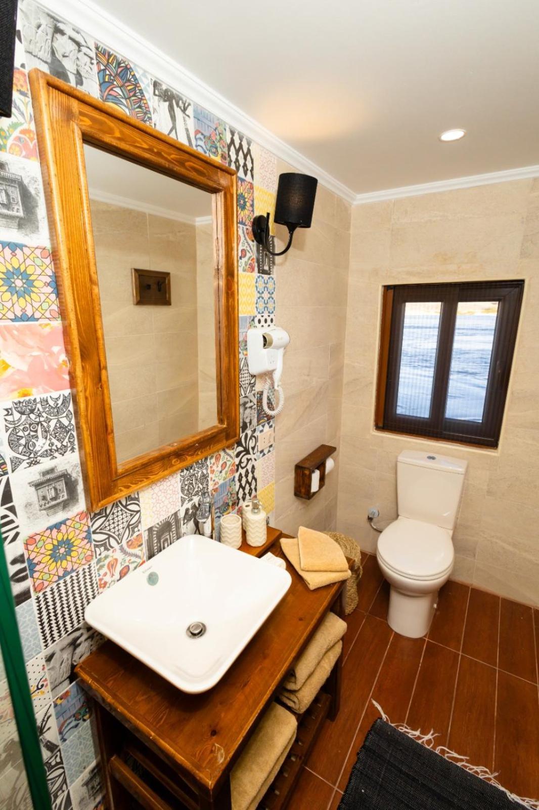 Artika Wadi Kiki Hotel Асуан Екстериор снимка